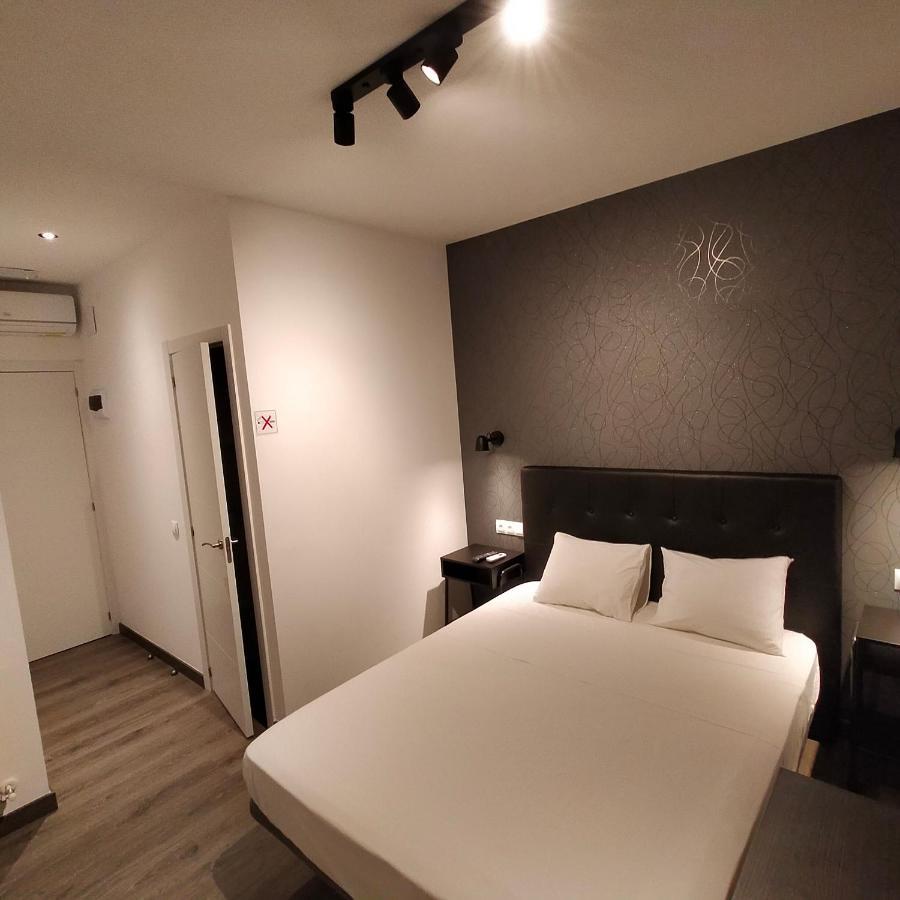 Room Pride مدريد المظهر الخارجي الصورة